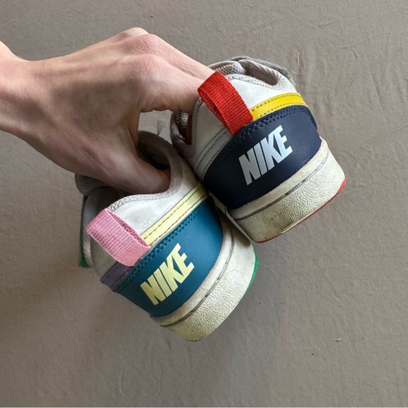 KIDS' NIKE COURT BOROUGH LOW RECRAFT SNEAKERS - Picture 5 of 9